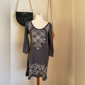 Johnny Was JW Los Angeles Embroidered Tunic Dress, Size Medium